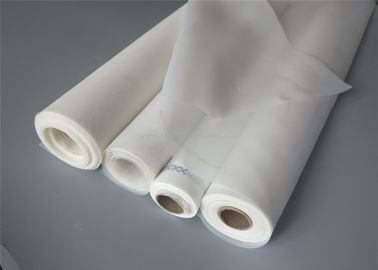 Porcellana Bianco di nylon del tessuto di maglia del filtro dal monofilamento resistente all'acido 115 larghezze di cm per filtrare fornitore