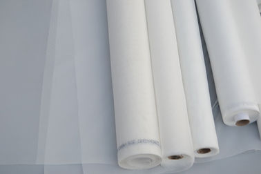 Porcellana Tessuto di tessuto a maglia di nylon da 300 micron per filtrazione su ordinazione del liquido &amp; della polvere di dimensione di lunghezza fornitore